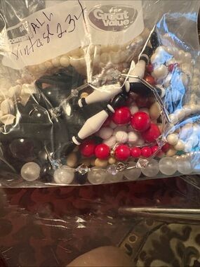 Vintage Jewelry All Wearables   2.34 LBS